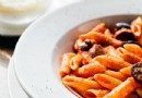 Rezept für Chorizo-Penne-Nudeln in Tomatensauce 