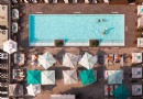 Tauchen Sie ein in den Sommer:5 NYC Hotels mit Swimmingpools 