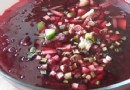 Rote-Bete-Zwiebelsuppe Rezept 