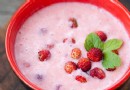 Erdbeer-Raita-Rezept 