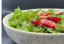 Grünkohl-Erdbeer-Salat Rezept 