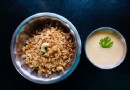 Kokos-Jaggery-Poha-Rezept 